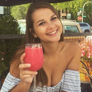 Meet your Posher, Veronica